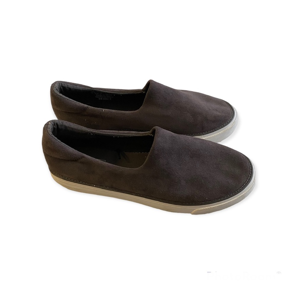 Gap Gray Faux Suede Top Womens Casual Slip-on Sneakers Shoes Size 7.5.
